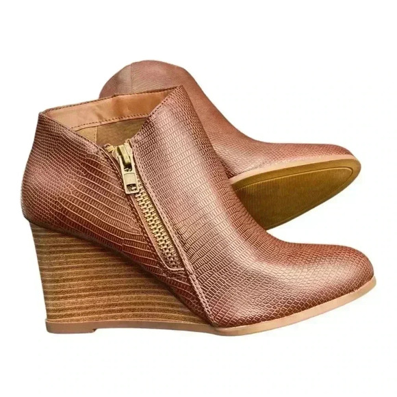 Brown Wedge Ankle Boots - Picture 1 of 7